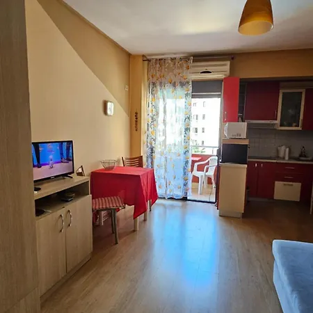 Studio Mali Robit Apartment