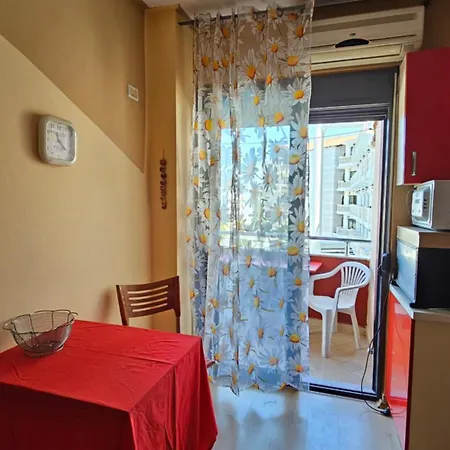 Apartment Studio Mali Robit Golem (Tirana)